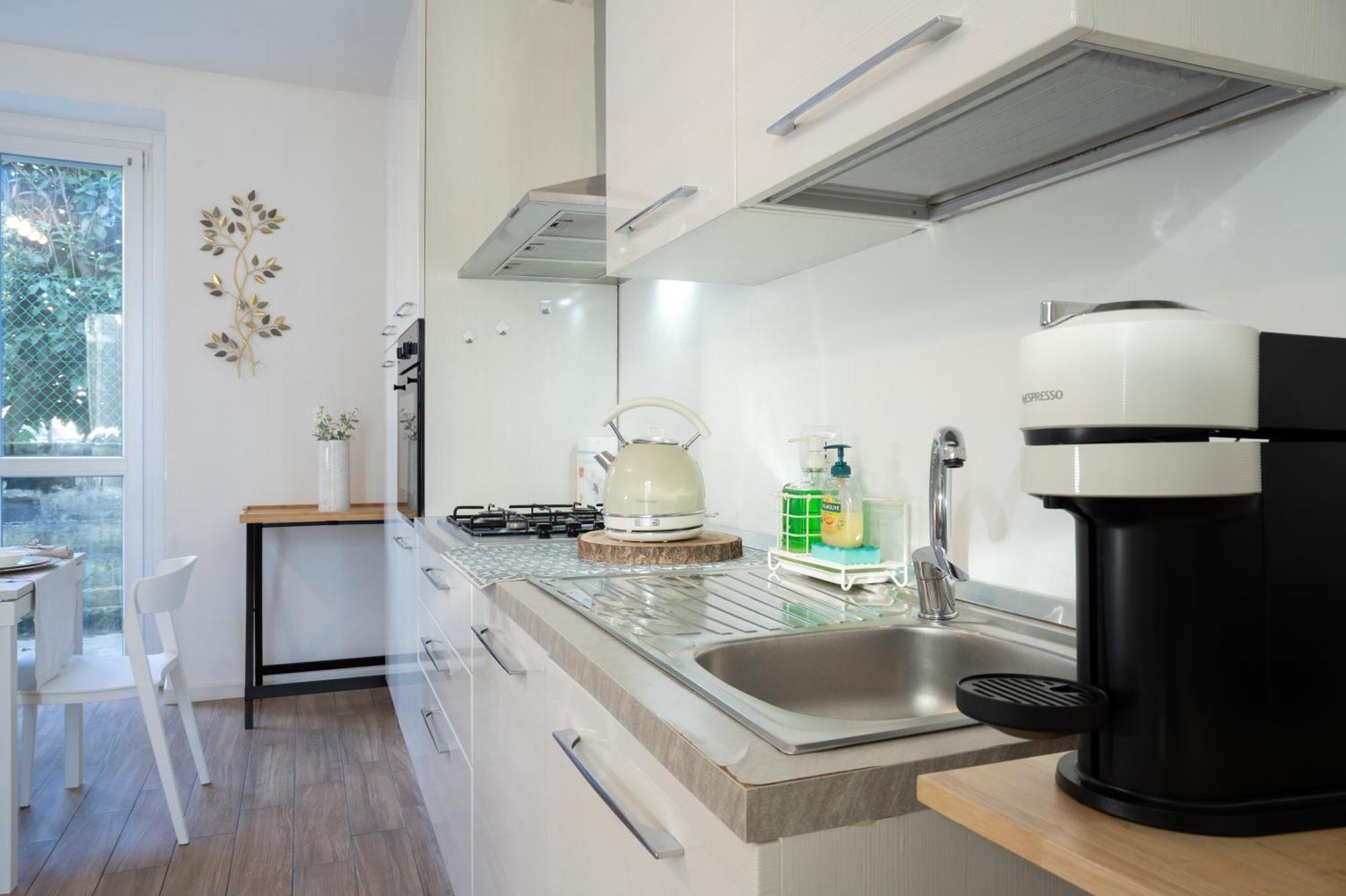 קומו Lora Rose Suite ,Free Parking, Self Check In,2 מראה חיצוני תמונה