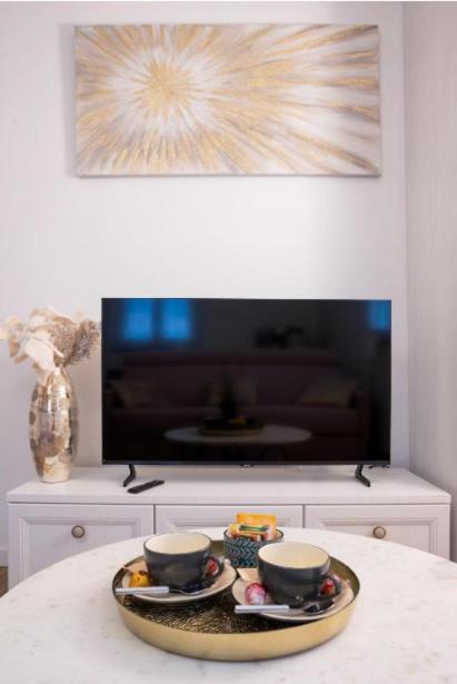 קומו Lora Rose Suite ,Free Parking, Self Check In,2 מראה חיצוני תמונה